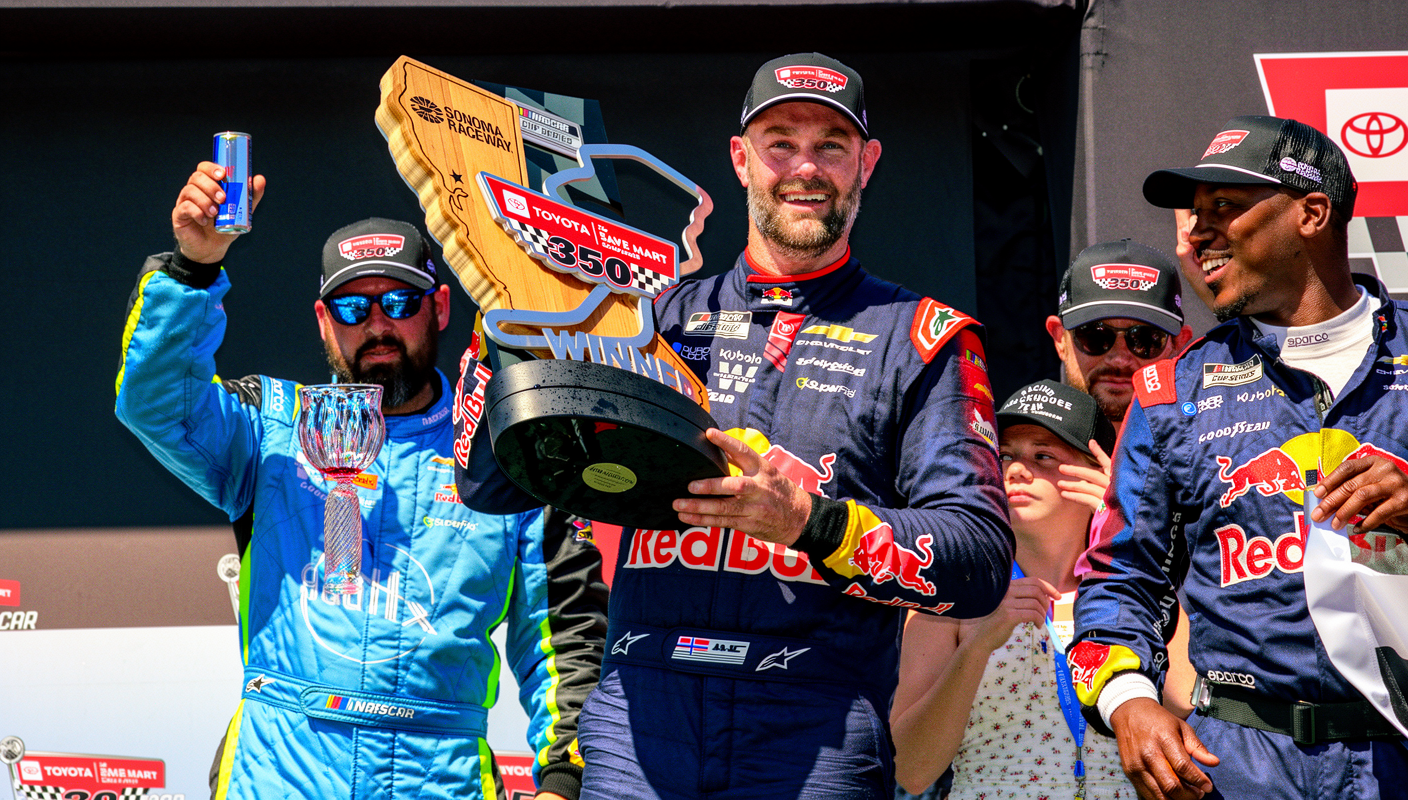 Shane van Gisbergen 逆袭夺冠背后的4大关键启示：亚新体育官网 - 亚新体育 在索诺玛的不可复制之路