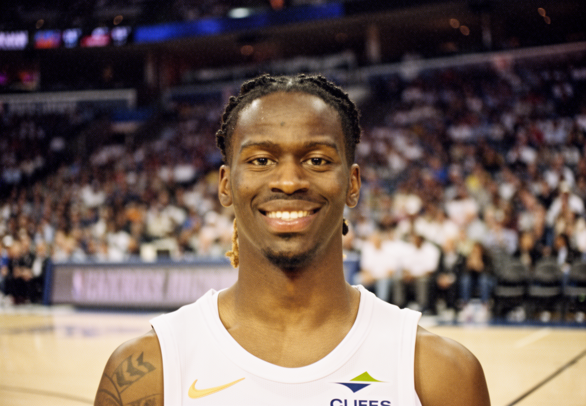 亚新体育 - 亚新体育 - 深度解析 NBA 合同中的「完全相互选项」：保障性与战略弹性的平衡术